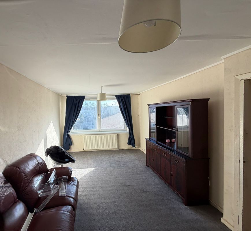 87 Spruce Road, Cumbernauld, Glasgow, Lanarkshire, G67 3DX