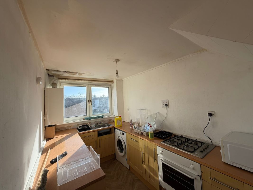 87 Spruce Road, Cumbernauld, Glasgow, Lanarkshire, G67 3DX