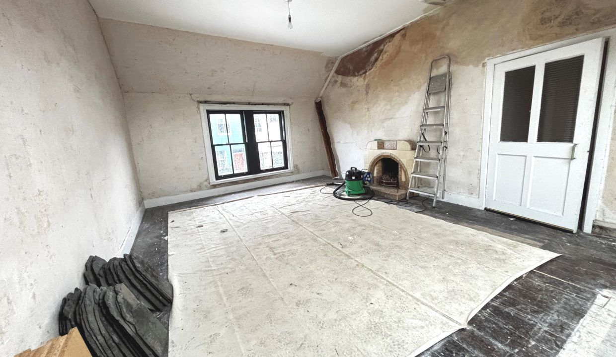 31-33 George Street, Whithorn, Newton Stewart, Wigtownshire, DG8 8NS