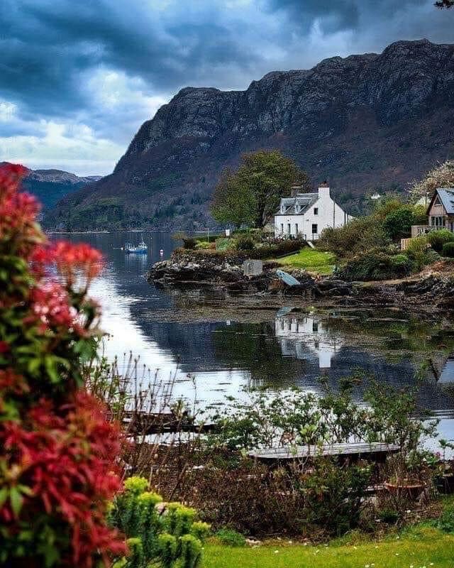 9 Harbour Street, Plockton, Ross-Shire, IV52 8TG