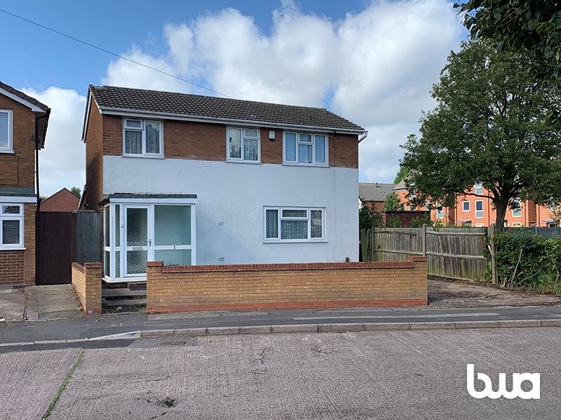 3 bedroom detached house in Bilston Property auctions Bond Wolfe Auctions