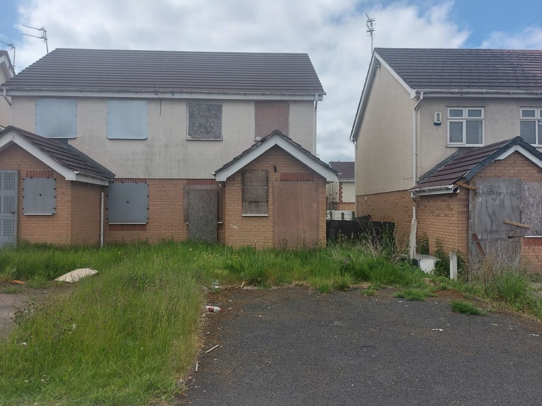 3 bedroom semi detached house in Liverpool Property auctions Bond Wolfe