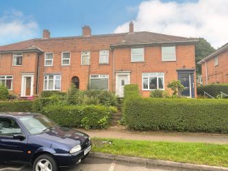 3 bedroom mid terraced house in Birmingham