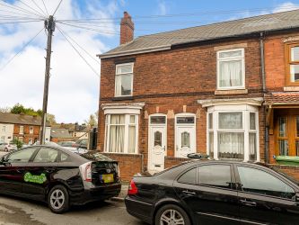 3 bedroom end terraced house in Walsall