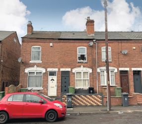 2 bedroom mid terraced house in Walsall