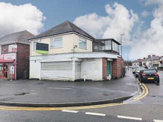 Freehold mixed use property in West Bromwich