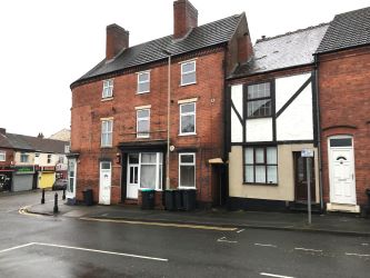 Freehold mixed use property in Dudley