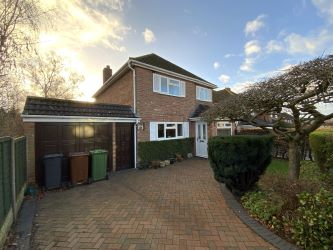 3 bedroom detached house in Solihull