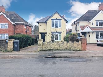 3 bedroom detached house in Walsall
