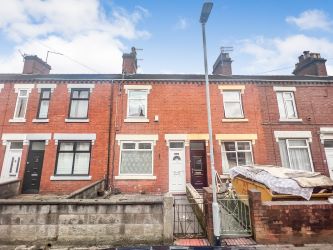 2 bedroom mid terraced house in Stoke on Trent