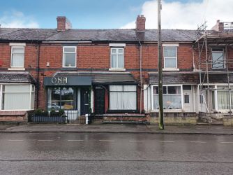 2 bedroom mid terraced house in Stoke on Trent