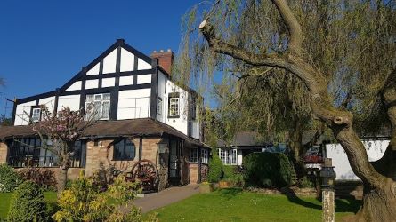 Freehold public house with additional cottage in Herefordshire