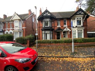 4 bedroom semi detached house in Wolverhampton being sold on behalf of Wolverhampton City Council 