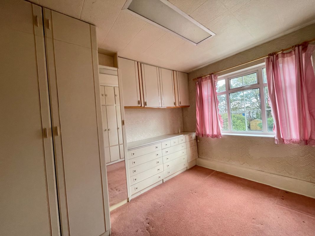 2 bedroom semi detached house in Willenhall Property auctions Bond Wolfe