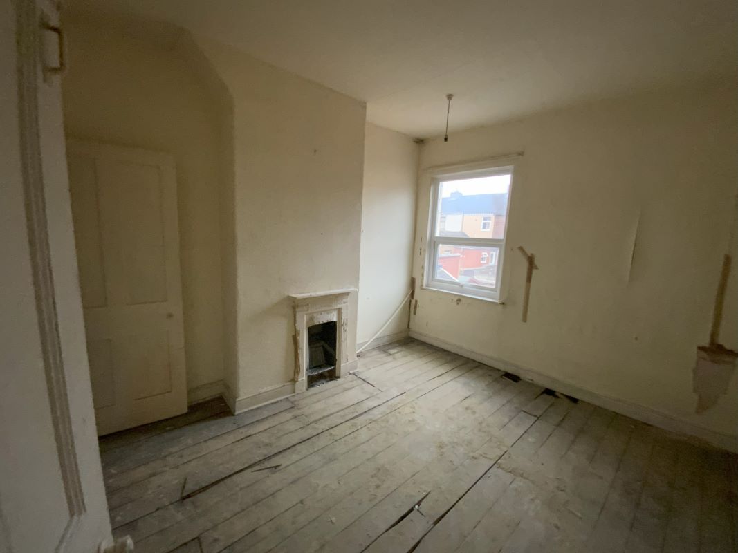 2 Bedroom Mid Terraced House In Stoke On Trent Property Auctions Bond Wolfe   1421199 Web Medium