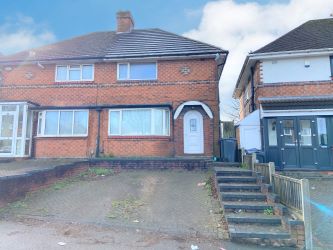 Freehold semi detached property in Great Barr
