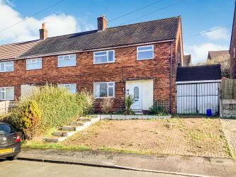 3 bedroom semi detached house in Staffordshire