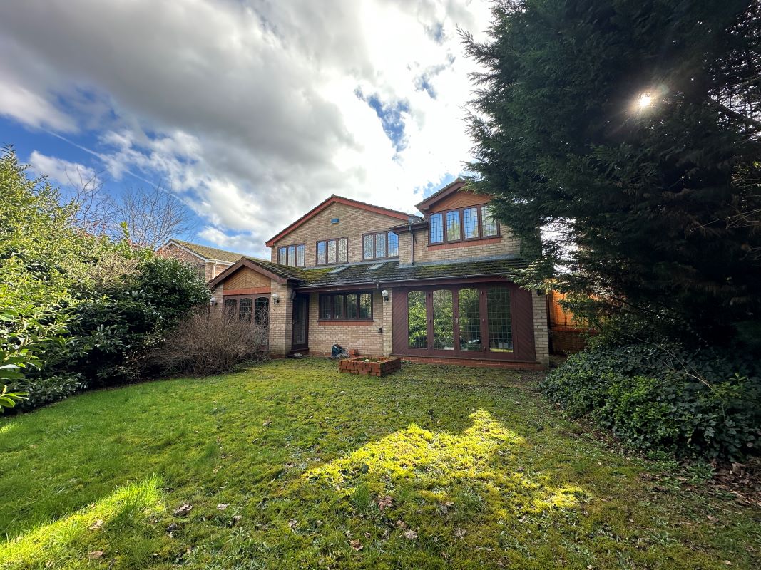 5 bedroom detached house in Sutton Coldfield Property auctions Bond Wolfe