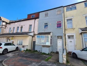 4 self contained flats in Blackpool