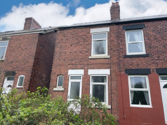 2 bedroom end terraced house in Chesterfield