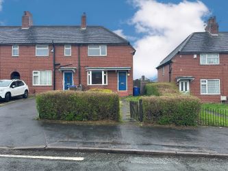 3 bedroom end terraced house in Staffordshire