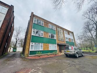 2 bedroom apartment in Walsall