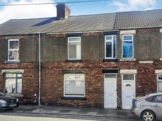 3 bedroom mid terraced property in County Durham