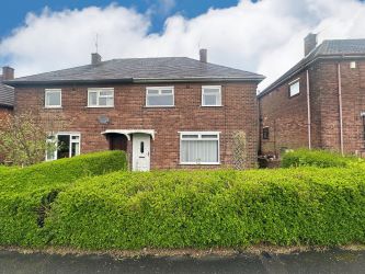 3 bedroom semi detached house in Stoke on Trent