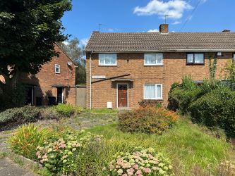 3 bedroom semi detached house in Wolverhampton