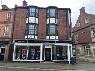 2 bedroom apartment in Market Harborough 