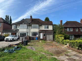 3 bedroom semi detached house in Sutton Coldfield 