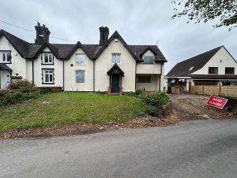 3 bedroom semi detached house in Solihull 