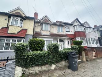 3 bedroom mid terraced property in Handsworth