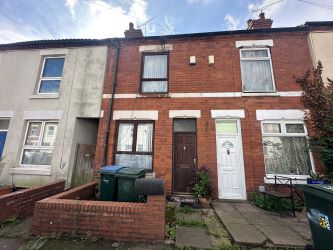 3 bedroom mid terraced house in Coventry