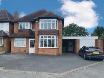 3 bedroom detached house in Solihull 