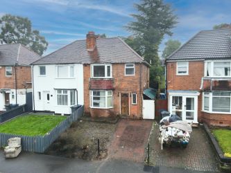 3 bedroom semi detached house in Birmingham 