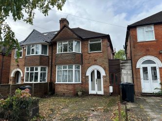 3 bedroom semi detached house in Selly Oak