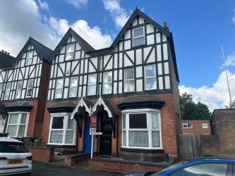 5 bedroom semi detached house in Harborne