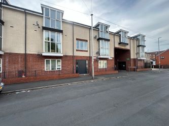 2 bedroom apartment in Wednesbury