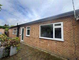 2 bedroom bungalow in Lapworth, Solihull