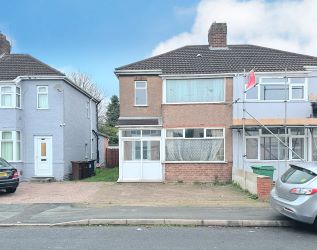 3 bedroom semi detached house in Bilston