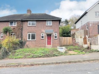 3 bedroom semi detached house in Kidderminster