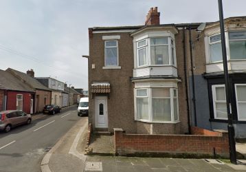 3 bedroom flat in Sunderland