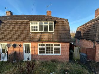 3 bedroom semi detached house in Newcastle under Lyme