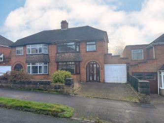 3 bedroom semi detached house in Coseley