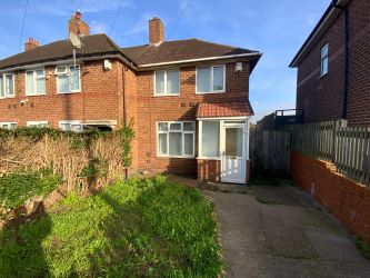 2 bedroom end terraced house in Kitts Green