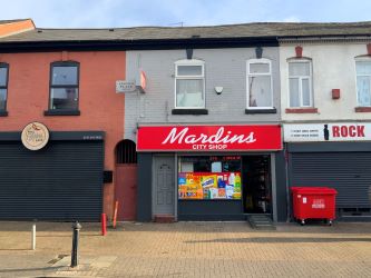 Freehold retail premises with 2 bedroom flat above in Birmingham 