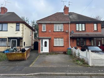 3 bedroom semi detached house in Tipton