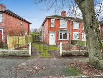 3 bedroom end terraced house in Stoke on Trent