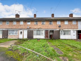 3 bedroom mid terraced house in Birmingham